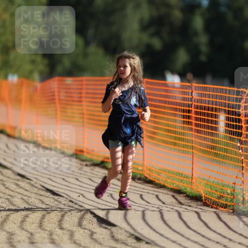 07.09.2025 - 19. Norderstedt Triathlon Michael Strokosch http://msf.ph/oto/8743741 07.09.2025 09:17:51 Laufen 18, 20 meine-sportfotos.de