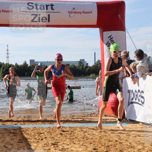 07.09.2025 - 19. Norderstedt Triathlon Luisa Fischer http://msf.ph/oto/8743758 07.09.2025 10:22:31 Schwimmen 68, 87, 108, 112, 663, 676, 681, 690 meine-sportfotos.de