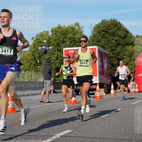 07.09.2025 - BARMER Alsterlauf Yannick Fuchs http://msf.ph/oto/8743771 07.09.2025 09:29:20 Laufen 3417, 2012, 4647, 2529 meine-sportfotos.de