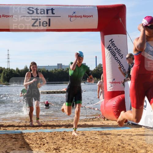 07.09.2025 - 19. Norderstedt Triathlon Luisa Fischer http://msf.ph/oto/8743772 07.09.2025 10:22:32 Schwimmen 68, 87, 108, 112, 663, 676, 681, 690 meine-sportfotos.de