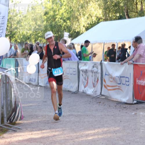 07.09.2025 - 19. Norderstedt Triathlon Luisa Fischer http://msf.ph/oto/8743793 07.09.2025 17:09:59 Ziel 415 meine-sportfotos.de
