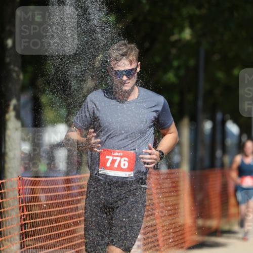07.09.2025 - 19. Norderstedt Triathlon Michael Strokosch http://msf.ph/oto/8743795 07.09.2025 12:33:55 Laufen 773, 776, 1225 meine-sportfotos.de