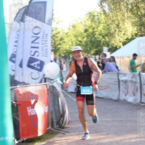 07.09.2025 - 19. Norderstedt Triathlon Luisa Fischer http://msf.ph/oto/8743813 07.09.2025 17:10:00 Ziel 415 meine-sportfotos.de