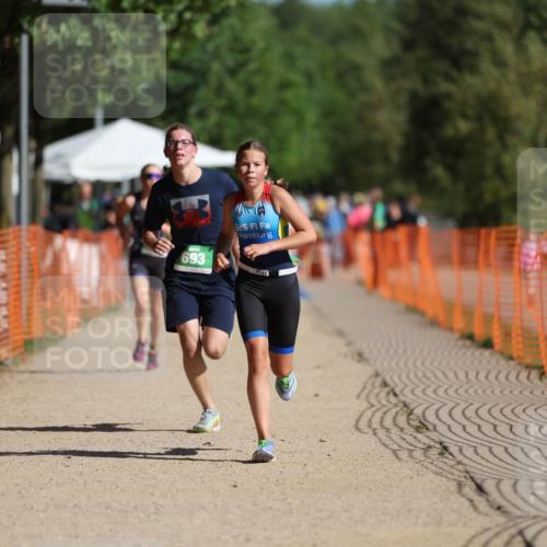 07.09.2025 - 19. Norderstedt Triathlon Michael Strokosch http://msf.ph/oto/8743840 07.09.2025 10:58:08 Laufen 57, 59, 643, 666, 693 meine-sportfotos.de