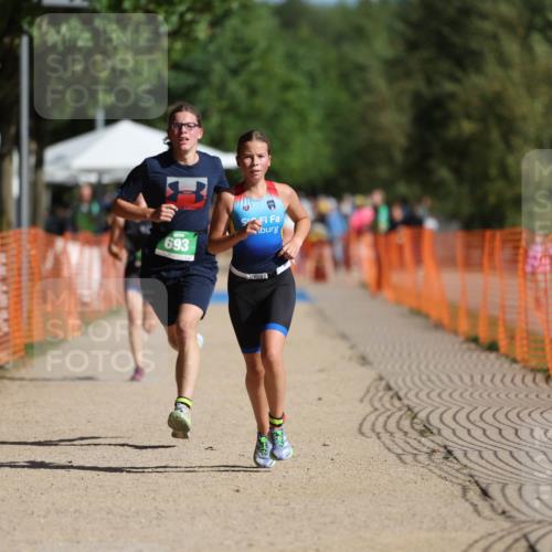 07.09.2025 - 19. Norderstedt Triathlon Michael Strokosch http://msf.ph/oto/8743854 07.09.2025 10:58:08 Laufen 57, 59, 643, 666, 693 meine-sportfotos.de