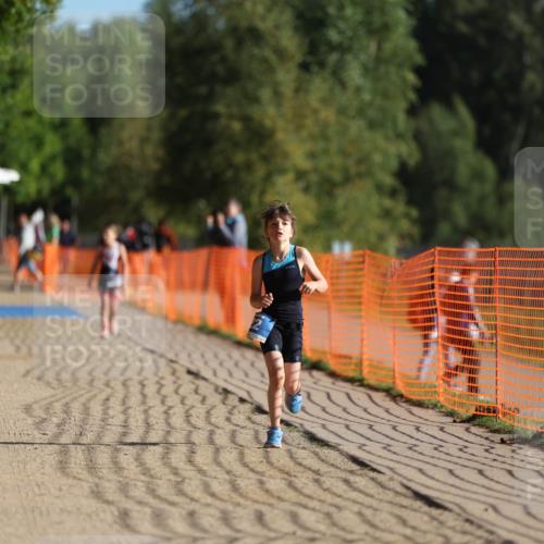 07.09.2025 - 19. Norderstedt Triathlon Michael Strokosch http://msf.ph/oto/8743872 07.09.2025 09:18:07 Laufen 22 meine-sportfotos.de