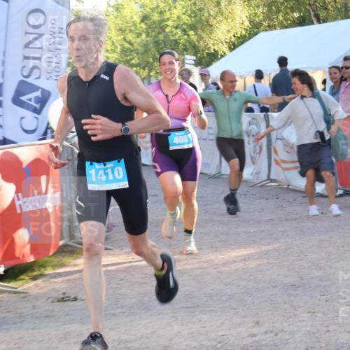 07.09.2025 - 19. Norderstedt Triathlon Luisa Fischer http://msf.ph/oto/8743910 07.09.2025 17:11:04 Ziel 408, 945, 1410 meine-sportfotos.de