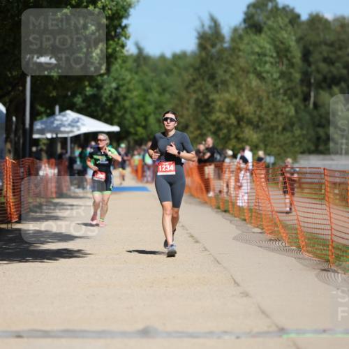 07.09.2025 - 19. Norderstedt Triathlon Michael Strokosch http://msf.ph/oto/8743947 07.09.2025 13:09:36 Laufen 1234 meine-sportfotos.de