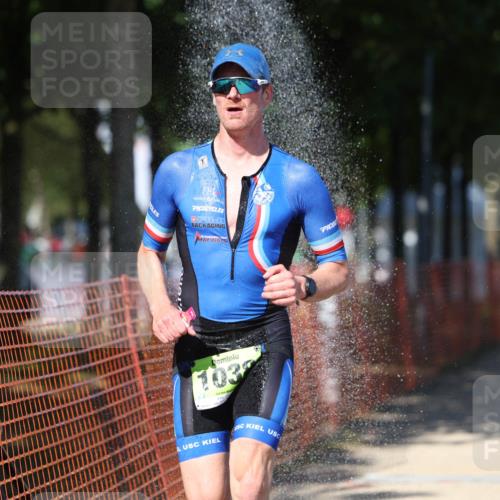 07.09.2025 - 19. Norderstedt Triathlon Michael Strokosch http://msf.ph/oto/8743969 07.09.2025 14:43:44 Laufen 1008, 1038, 1041, 1421 meine-sportfotos.de