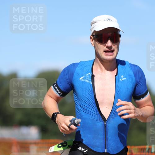 07.09.2025 - 19. Norderstedt Triathlon Michael Strokosch http://msf.ph/oto/8744056 07.09.2025 14:43:48 Laufen 964, 1008, 1038, 1041, 1421 meine-sportfotos.de