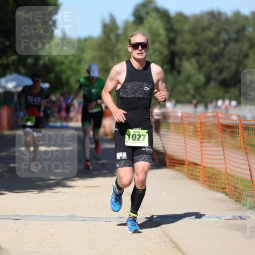07.09.2025 - 19. Norderstedt Triathlon Michael Strokosch http://msf.ph/oto/8744094 07.09.2025 14:43:59 Laufen 964, 981, 1013, 1027 meine-sportfotos.de