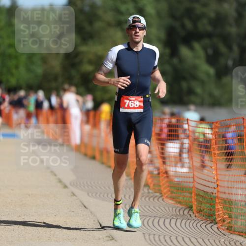 07.09.2025 - 19. Norderstedt Triathlon Michael Strokosch http://msf.ph/oto/8744109 07.09.2025 11:57:11 Laufen 768 meine-sportfotos.de