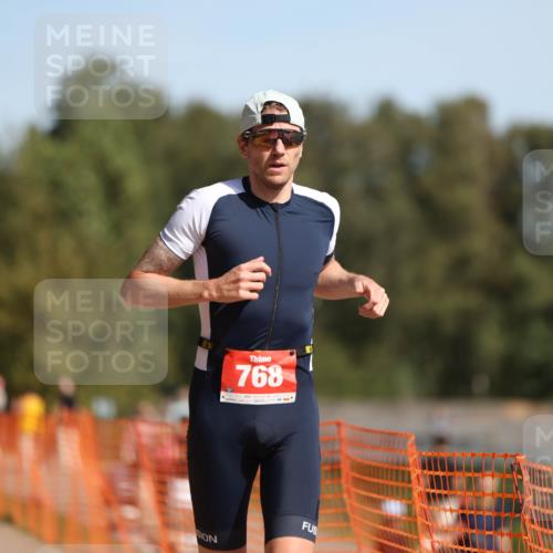 07.09.2025 - 19. Norderstedt Triathlon Michael Strokosch http://msf.ph/oto/8744154 07.09.2025 11:57:13 Laufen 768, 1199 meine-sportfotos.de