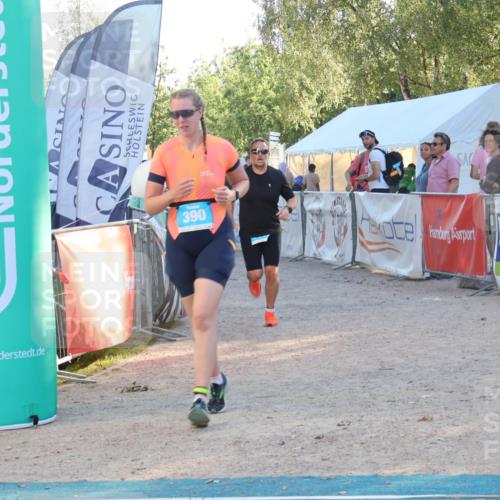 07.09.2025 - 19. Norderstedt Triathlon Luisa Fischer http://msf.ph/oto/8744167 07.09.2025 17:12:08 Ziel 390, 1413 meine-sportfotos.de