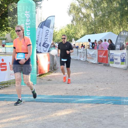 07.09.2025 - 19. Norderstedt Triathlon Luisa Fischer http://msf.ph/oto/8744190 07.09.2025 17:12:09 Ziel 390, 1413 meine-sportfotos.de