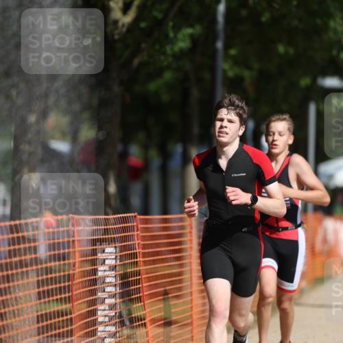 07.09.2025 - 19. Norderstedt Triathlon Michael Strokosch http://msf.ph/oto/8744233 07.09.2025 11:57:20 Laufen 1153, 1162, 1199 meine-sportfotos.de