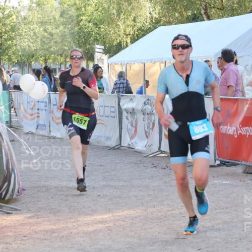07.09.2025 - 19. Norderstedt Triathlon Luisa Fischer http://msf.ph/oto/8744243 07.09.2025 17:12:40 Ziel 883, 1557 meine-sportfotos.de