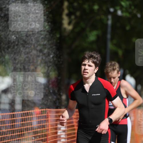 07.09.2025 - 19. Norderstedt Triathlon Michael Strokosch http://msf.ph/oto/8744255 07.09.2025 11:57:21 Laufen 1153, 1162, 1199 meine-sportfotos.de