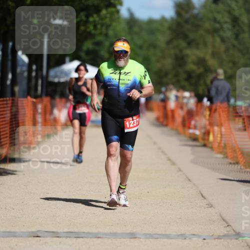 07.09.2025 - 19. Norderstedt Triathlon Michael Strokosch http://msf.ph/oto/8744284 07.09.2025 12:34:14 Laufen 1237, 1333, 1368 meine-sportfotos.de