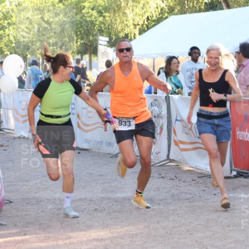 07.09.2025 - 19. Norderstedt Triathlon Luisa Fischer http://msf.ph/oto/8744308 07.09.2025 17:12:48 Ziel 883, 933, 1557 meine-sportfotos.de