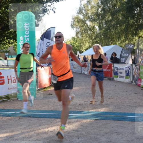 07.09.2025 - 19. Norderstedt Triathlon Luisa Fischer http://msf.ph/oto/8744331 07.09.2025 17:12:49 Ziel 933, 1557 meine-sportfotos.de