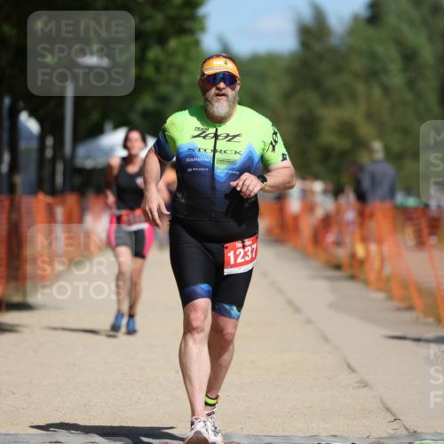 07.09.2025 - 19. Norderstedt Triathlon Michael Strokosch http://msf.ph/oto/8744339 07.09.2025 12:34:15 Laufen 1237, 1333, 1368 meine-sportfotos.de