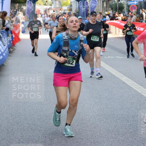 07.09.2025 - BARMER Alsterlauf Strokosch-Dieckow http://msf.ph/oto/8744344 07.09.2025 10:17:46 Ziel 2255, 2286, 2493, 2575, 2821, 3000, 3021, 3052, 3199, 3200, 3724, 3993, 4009, 4293, 4322, 4404, 4802, 4818, 5994, 8119, 8149, 8214, 8326 meine-sportfotos.de