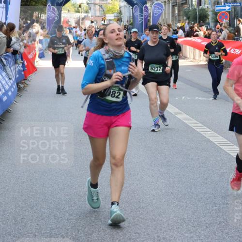07.09.2025 - BARMER Alsterlauf Strokosch-Dieckow http://msf.ph/oto/8744426 07.09.2025 10:17:46 Ziel 2255, 2286, 2493, 2575, 2821, 3000, 3021, 3052, 3199, 3200, 3724, 3993, 4009, 4293, 4322, 4404, 4802, 4818, 5994, 8119, 8149, 8214, 8326 meine-sportfotos.de