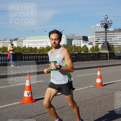 07.09.2025 - BARMER Alsterlauf Yannick Fuchs http://msf.ph/oto/8744453 07.09.2025 09:29:52 Laufen 7111111 meine-sportfotos.de