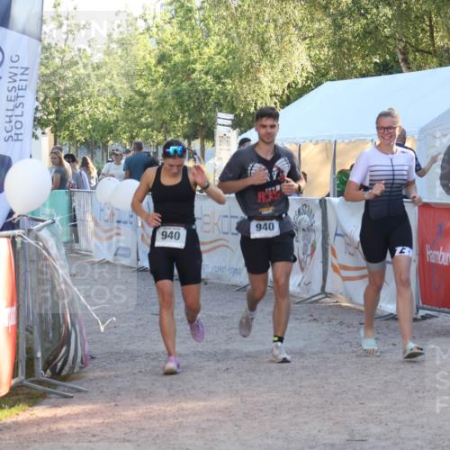 07.09.2025 - 19. Norderstedt Triathlon Luisa Fischer http://msf.ph/oto/8744478 07.09.2025 17:14:18 Ziel 940 meine-sportfotos.de