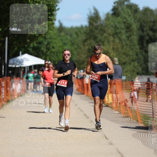 07.09.2025 - 19. Norderstedt Triathlon Michael Strokosch http://msf.ph/oto/8744480 07.09.2025 12:34:26 Laufen 696, 1213 meine-sportfotos.de