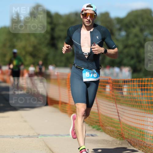 07.09.2025 - 19. Norderstedt Triathlon Michael Strokosch http://msf.ph/oto/8744485 07.09.2025 14:44:46 Laufen 388, 876, 1031 meine-sportfotos.de