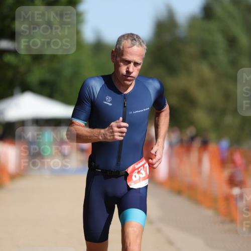 07.09.2025 - 19. Norderstedt Triathlon Michael Strokosch http://msf.ph/oto/8744487 07.09.2025 11:57:30 Laufen 837, 1153 meine-sportfotos.de
