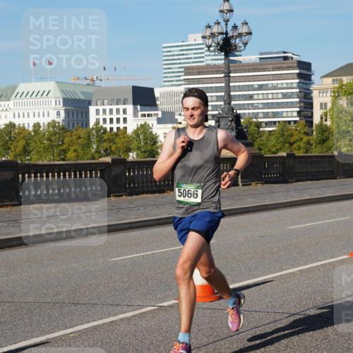 07.09.2025 - BARMER Alsterlauf Yannick Fuchs http://msf.ph/oto/8744504 07.09.2025 09:29:55 Laufen 5066 meine-sportfotos.de