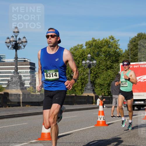07.09.2025 - BARMER Alsterlauf Yannick Fuchs http://msf.ph/oto/8744544 07.09.2025 09:30:01 Laufen 8314, 5429 meine-sportfotos.de
