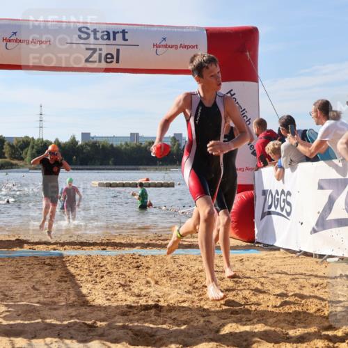 07.09.2025 - 19. Norderstedt Triathlon Luisa Fischer http://msf.ph/oto/8744545 07.09.2025 10:23:15 Schwimmen 58, 64, 74, 96, 119, 125, 133, 669, 682, 685 meine-sportfotos.de
