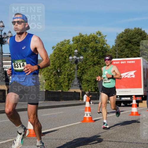 07.09.2025 - BARMER Alsterlauf Yannick Fuchs http://msf.ph/oto/8744551 07.09.2025 09:30:01 Laufen 15, 8314, 5429 meine-sportfotos.de