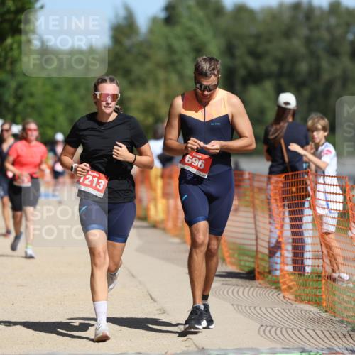 07.09.2025 - 19. Norderstedt Triathlon Michael Strokosch http://msf.ph/oto/8744559 07.09.2025 12:34:28 Laufen 696, 803, 1213, 1233 meine-sportfotos.de