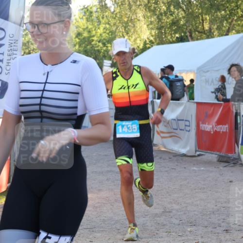 07.09.2025 - 19. Norderstedt Triathlon Luisa Fischer http://msf.ph/oto/8744566 07.09.2025 17:14:23 Ziel 940, 1435, 1472 meine-sportfotos.de
