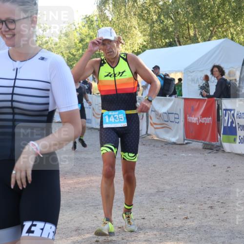 07.09.2025 - 19. Norderstedt Triathlon Luisa Fischer http://msf.ph/oto/8744573 07.09.2025 17:14:24 Ziel 940, 1435, 1472 meine-sportfotos.de