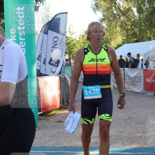 07.09.2025 - 19. Norderstedt Triathlon Luisa Fischer http://msf.ph/oto/8744592 07.09.2025 17:14:25 Ziel 940, 1435, 1472 meine-sportfotos.de