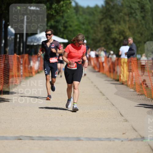 07.09.2025 - 19. Norderstedt Triathlon Michael Strokosch http://msf.ph/oto/8744620 07.09.2025 12:34:31 Laufen 696, 803, 1213, 1233 meine-sportfotos.de