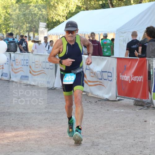 07.09.2025 - 19. Norderstedt Triathlon Luisa Fischer http://msf.ph/oto/8744638 07.09.2025 17:14:44 Ziel 1455 meine-sportfotos.de