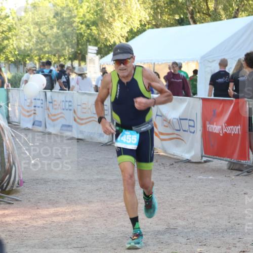 07.09.2025 - 19. Norderstedt Triathlon Luisa Fischer http://msf.ph/oto/8744644 07.09.2025 17:14:44 Ziel 1455 meine-sportfotos.de