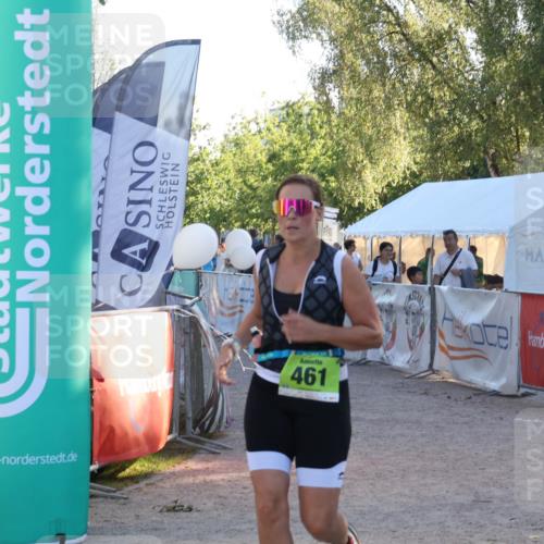 07.09.2025 - 19. Norderstedt Triathlon Luisa Fischer http://msf.ph/oto/8744667 07.09.2025 17:15:08 Ziel 461 meine-sportfotos.de
