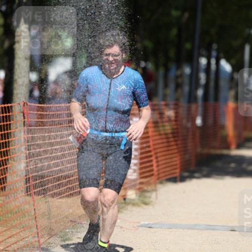 07.09.2025 - 19. Norderstedt Triathlon Michael Strokosch http://msf.ph/oto/8744675 07.09.2025 13:10:13 Laufen 243, 309, 345, 766 meine-sportfotos.de