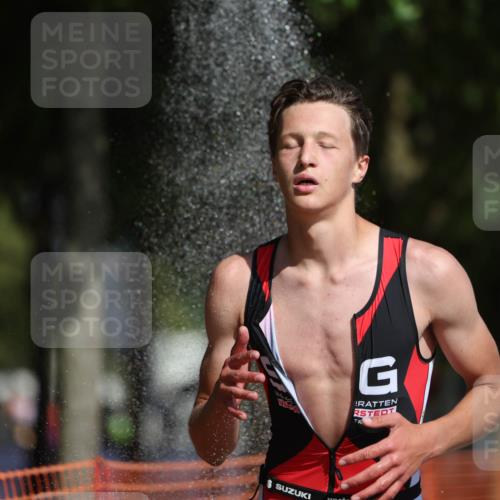 07.09.2025 - 19. Norderstedt Triathlon Michael Strokosch http://msf.ph/oto/8744679 07.09.2025 11:57:49 Laufen 300, 1179, 1186, 1211 meine-sportfotos.de