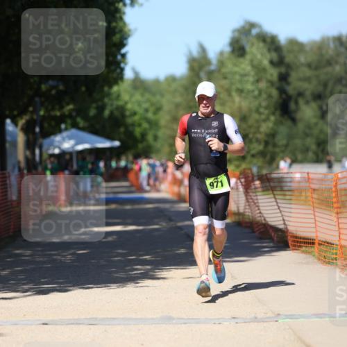 07.09.2025 - 19. Norderstedt Triathlon Michael Strokosch http://msf.ph/oto/8744688 07.09.2025 14:45:17 Laufen 971 meine-sportfotos.de