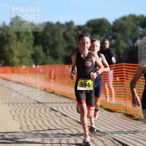 07.09.2025 - 19. Norderstedt Triathlon Michael Strokosch http://msf.ph/oto/8744707 07.09.2025 09:42:38 Laufen 557, 594, 595, 600 meine-sportfotos.de