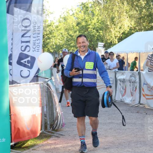 07.09.2025 - 19. Norderstedt Triathlon Luisa Fischer http://msf.ph/oto/8744711 07.09.2025 17:15:20 Ziel  meine-sportfotos.de